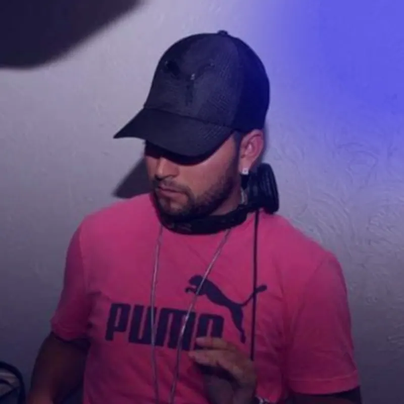 DJ Vesh